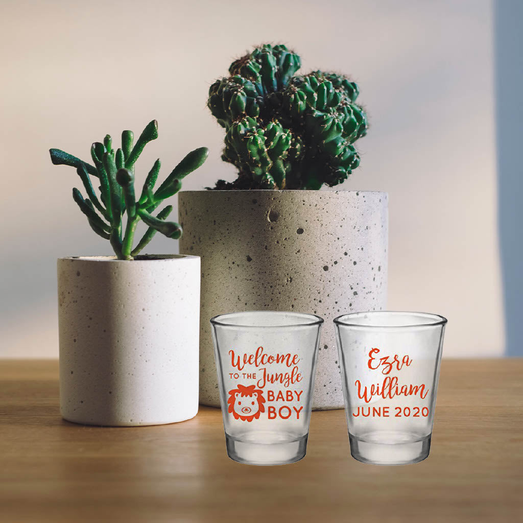 Vasos de chupito para baby shower con forma de león
