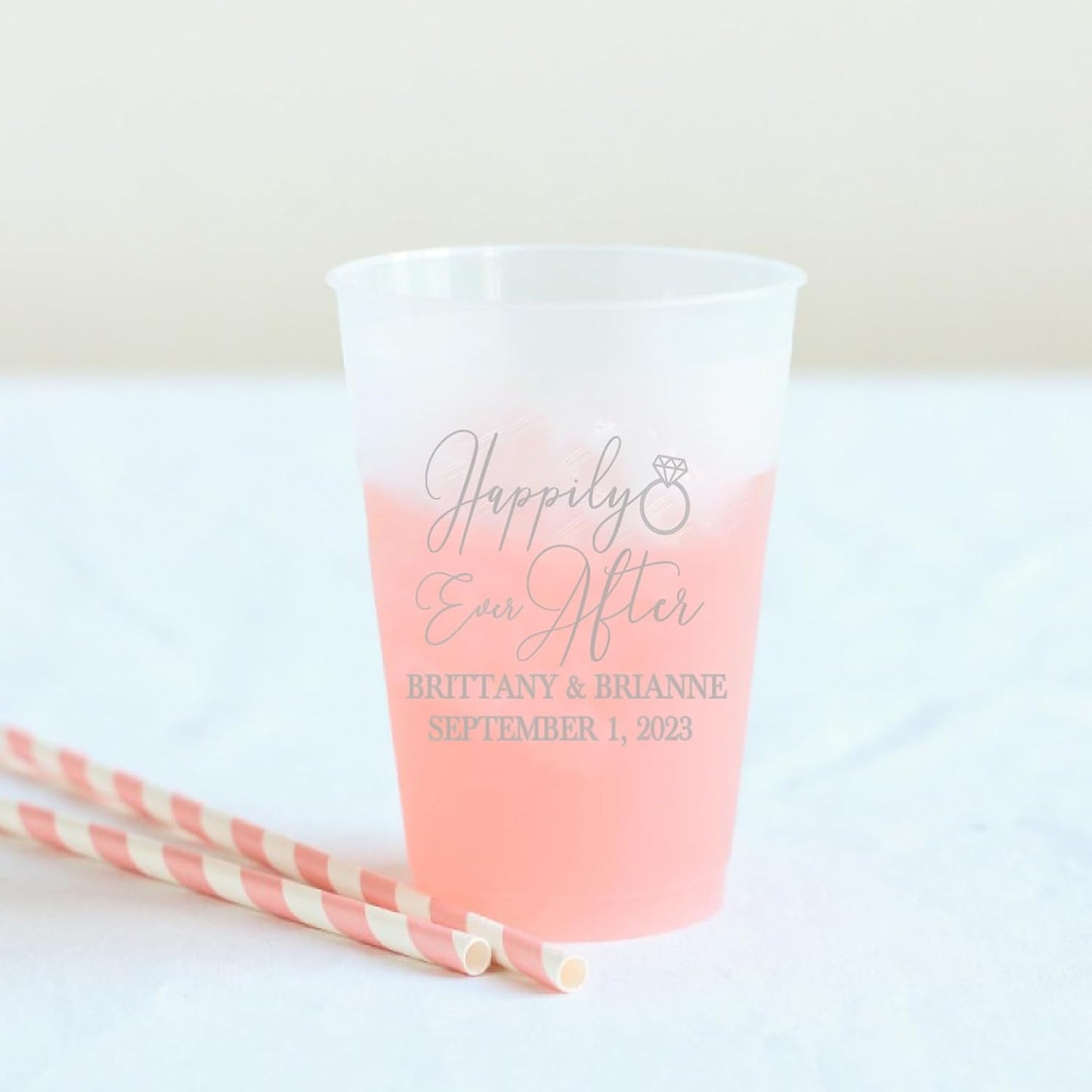 Copas de boda esmeriladas: diseño Happily Ever After