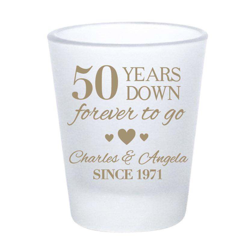 Vasos de chupito de aniversario que cumplen 50 años y que durarán por siempre