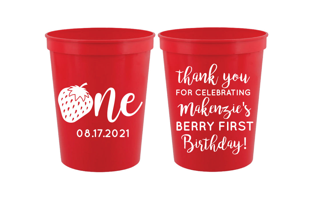 Vasos de fresa para el primer cumpleaños